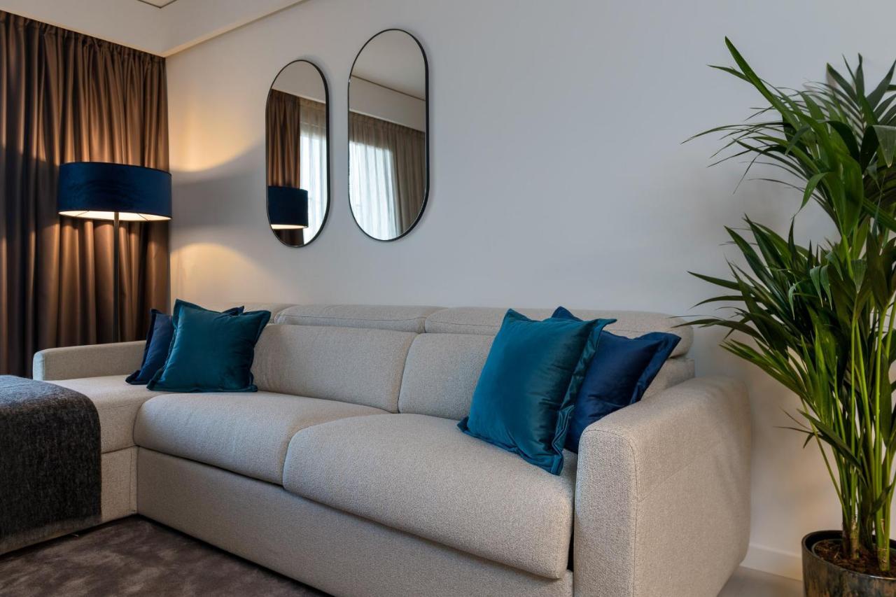 We Me Suite Hotel 里乔内 外观 照片