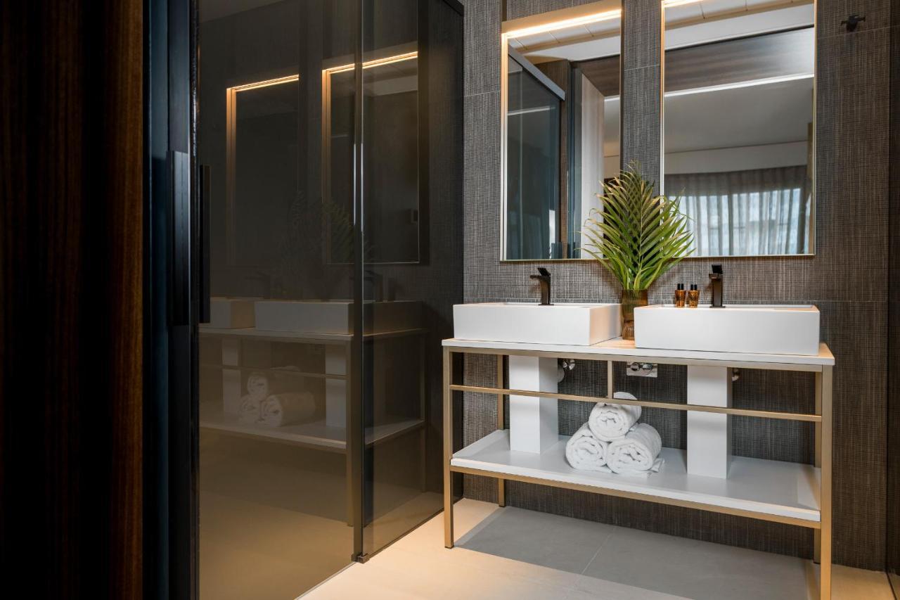 We Me Suite Hotel 里乔内 外观 照片