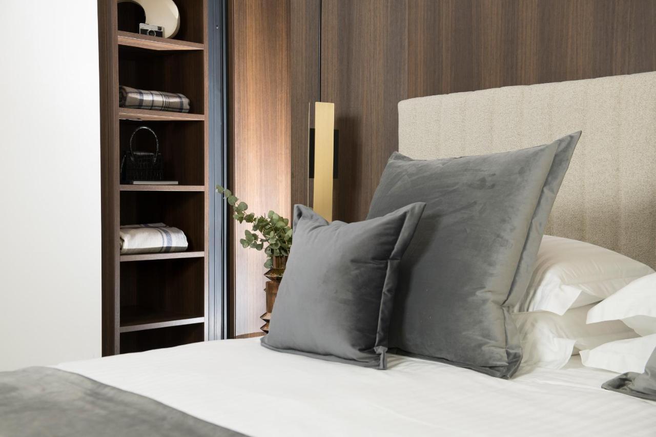 We Me Suite Hotel 里乔内 外观 照片
