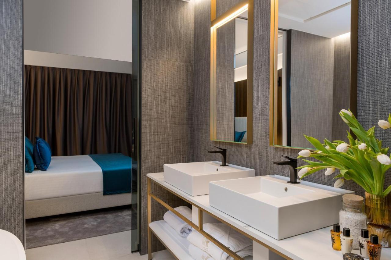 We Me Suite Hotel 里乔内 外观 照片