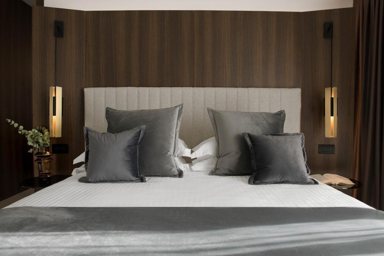 We Me Suite Hotel 里乔内 外观 照片